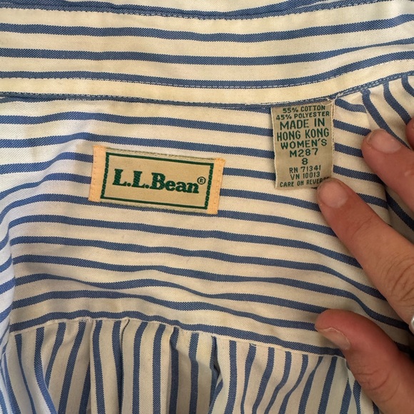 L.L. Bean Blue and White Casual Button Down Shirt - Picture 2 of 4